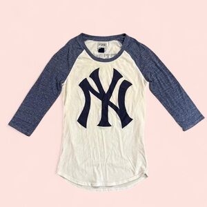 Y2K Victoria’s Secret PINK New York Yankees 5th & Ocean 3/4 sleeve Baseball tee